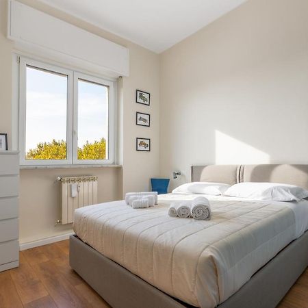 Maiolica Apartment - Free Parking And Great Connection To Linate And Duomo Милан Экстерьер фото